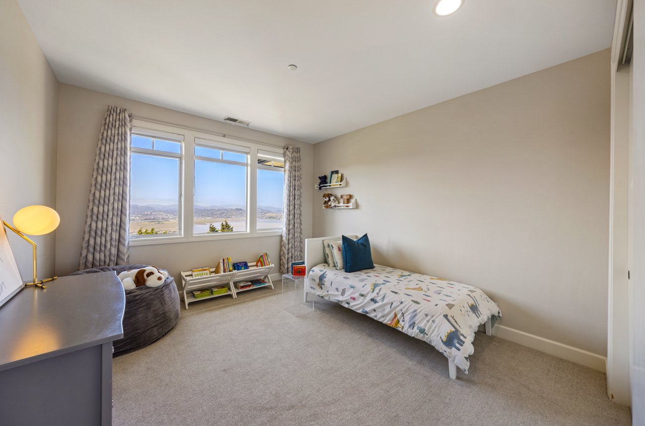 Sweeping Views Across the Bay