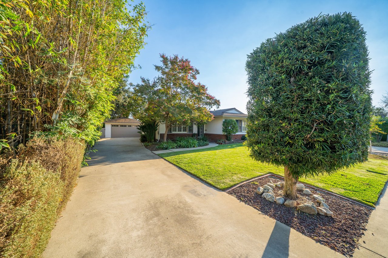226 E Villanova
