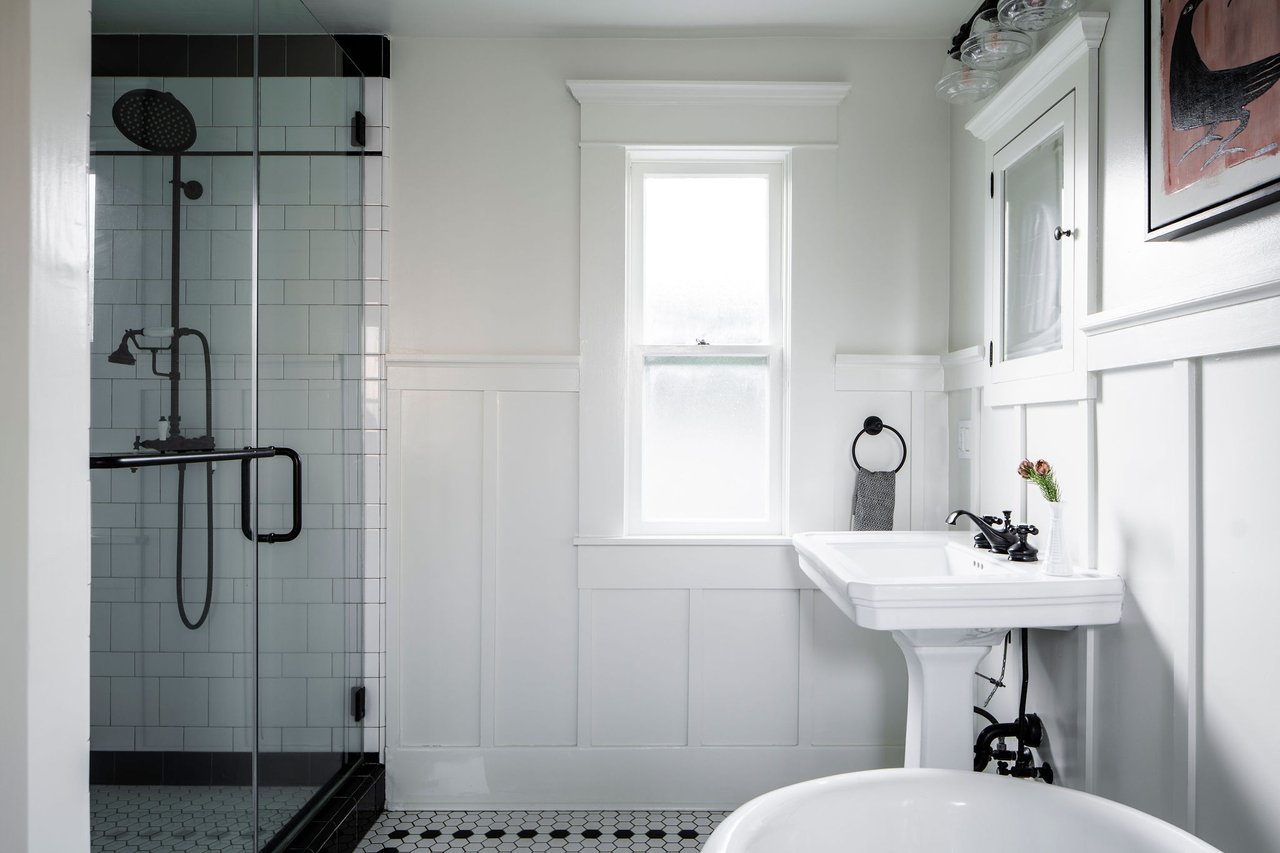 2321 W 31st St in Jefferson Park