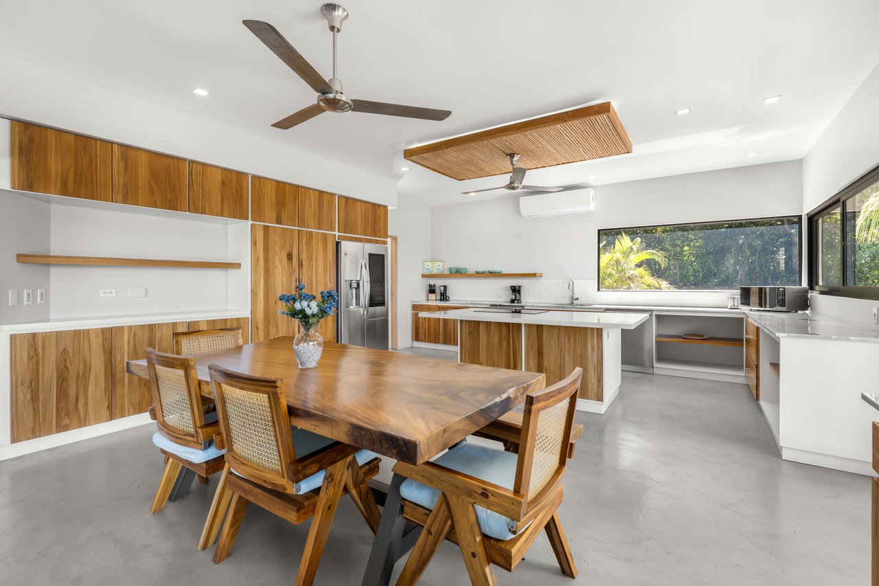 Casa Siempre Surfeando | Ocean Views + 1.45 Acres