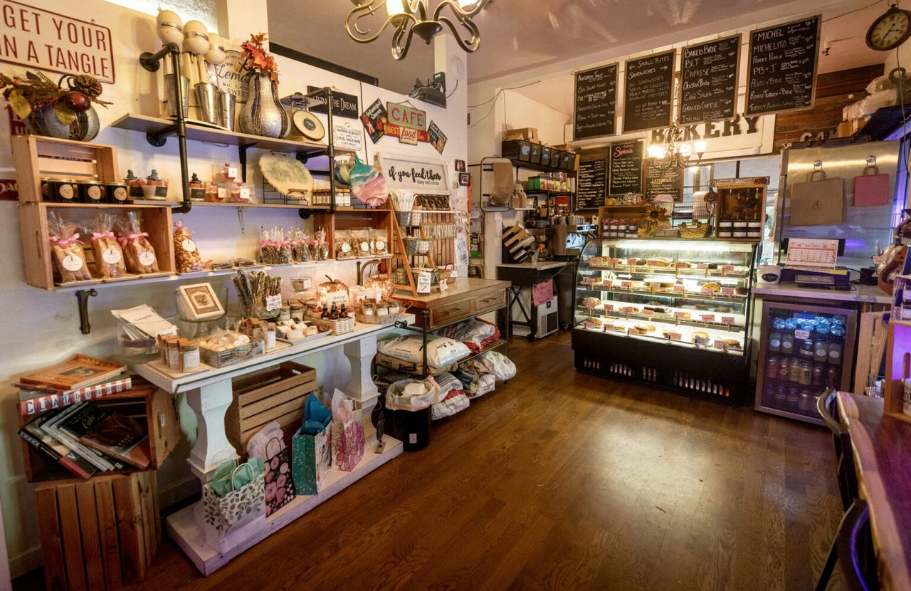 Find Unique Gifts at These Sonoma County Boutiques for a Very Vintage Holiday