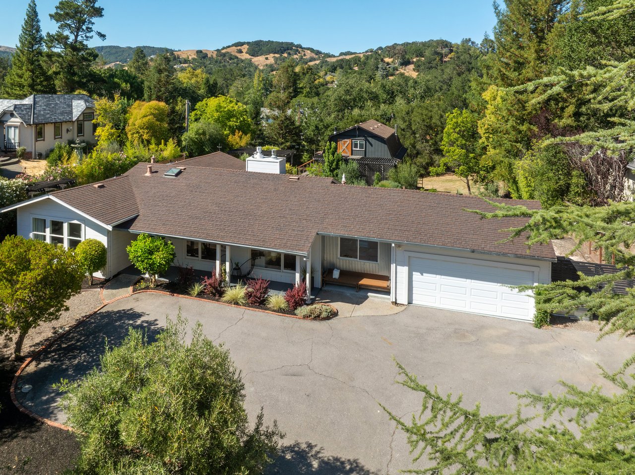 139 Deer Hollow Rd