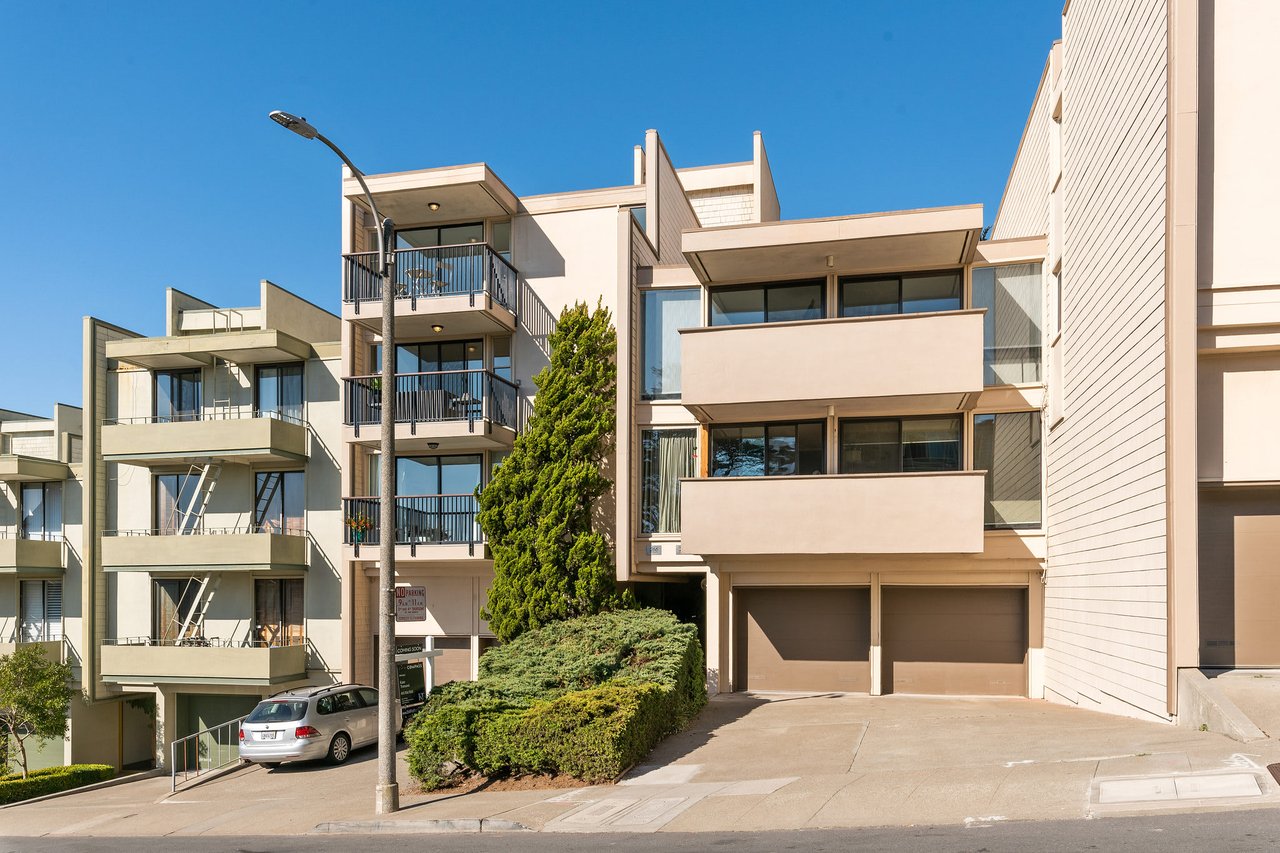 266-B Red Rock Way