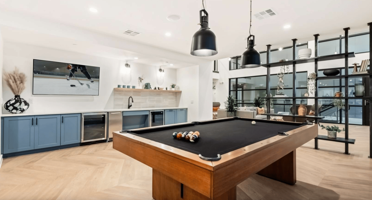 Lease today-Live up to 8 weeks for FREE!