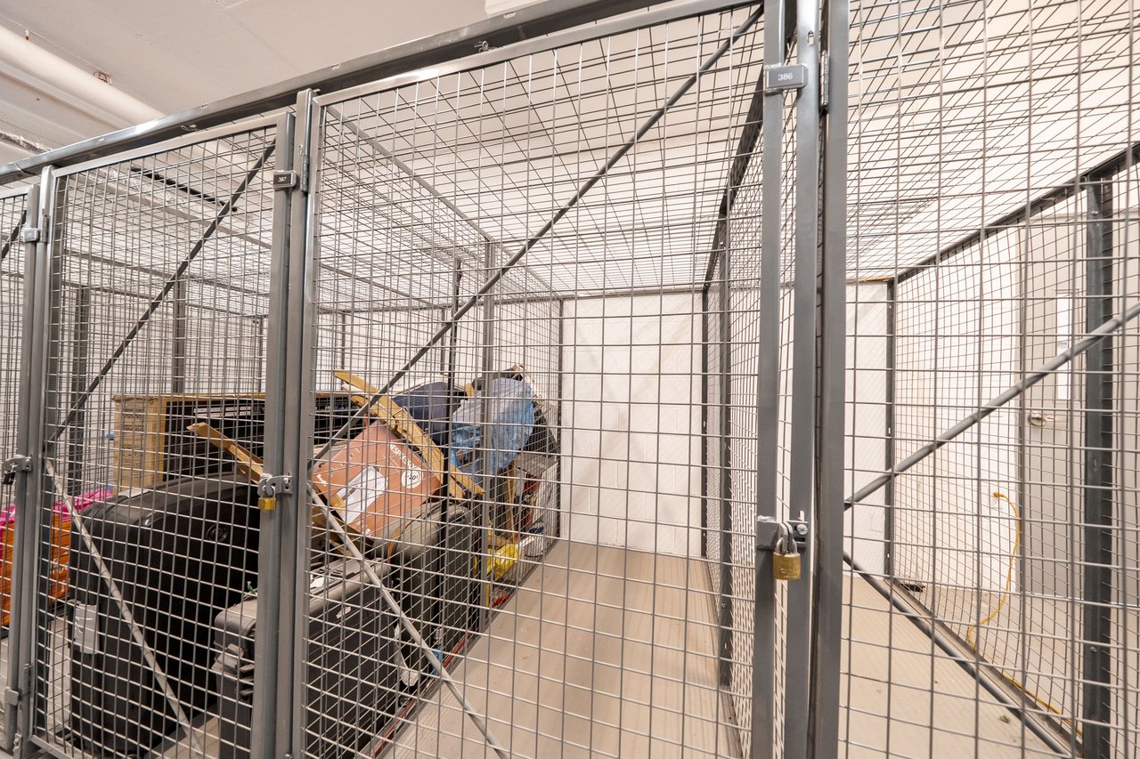 30 Upper Mall Way, A2205