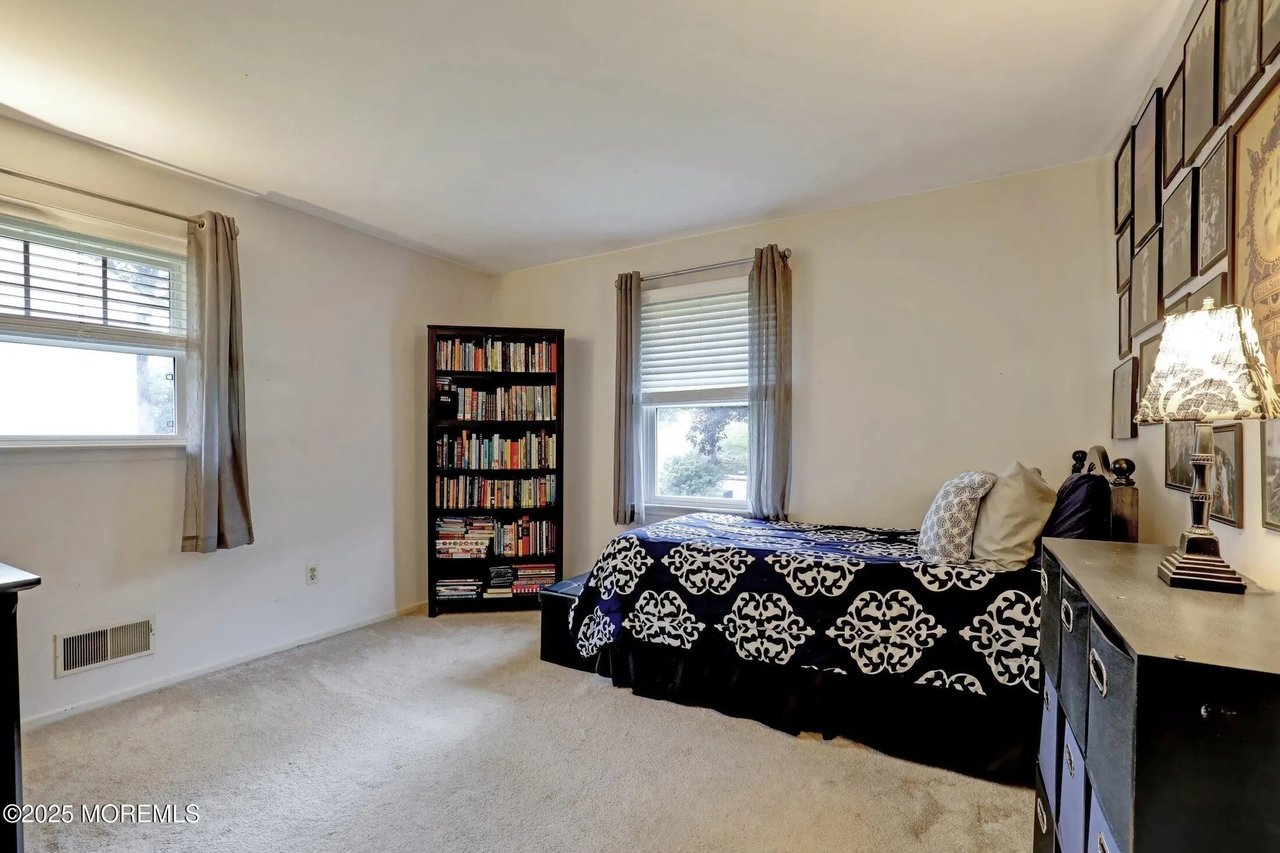 3245 Rambling Hill Court