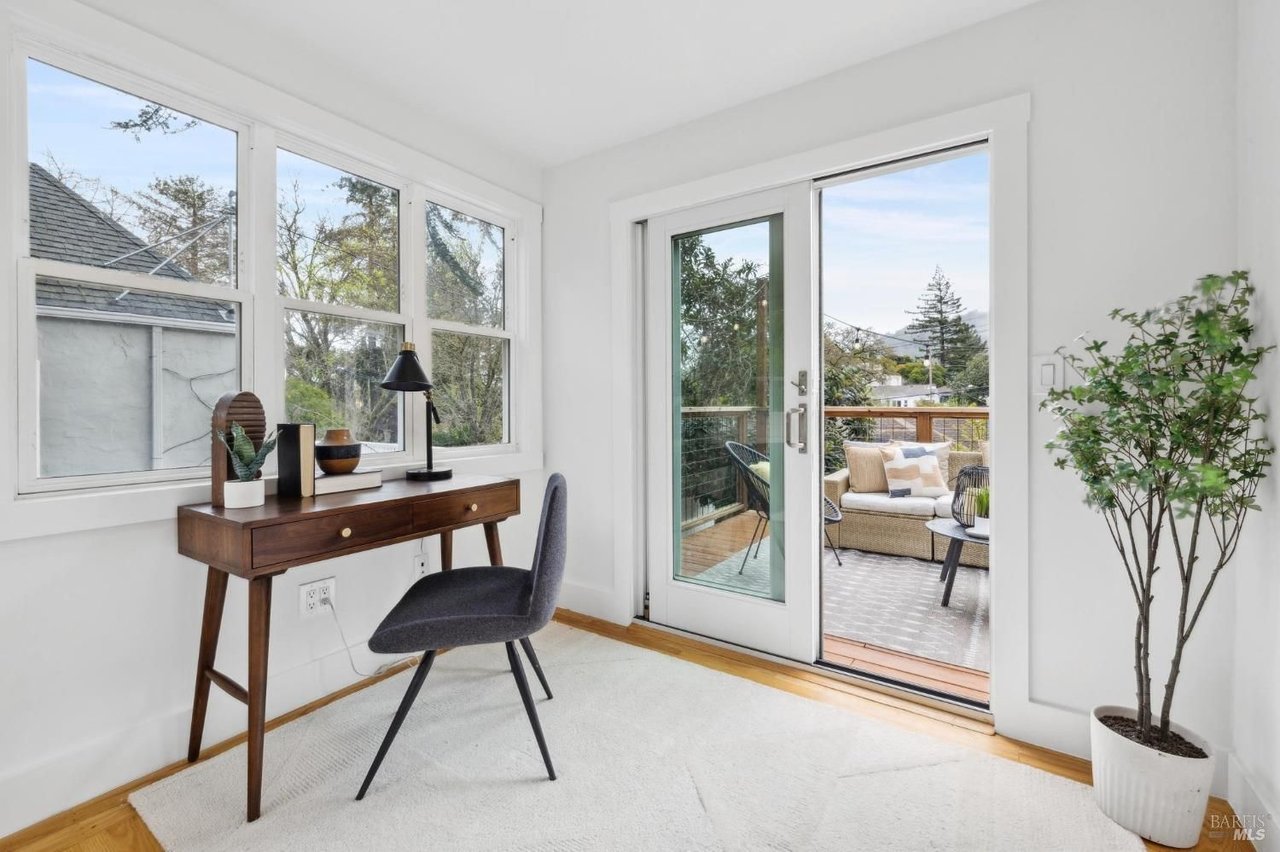 27 Rutherford Ave