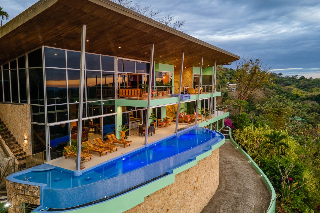 Casa Pura Vista, Iconic Oceanview Luxury Villa