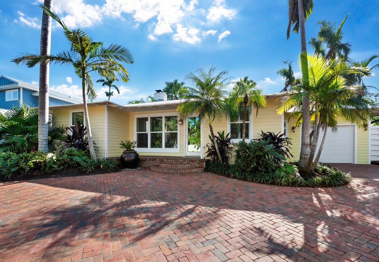 1930 ALTA VISTA ST
