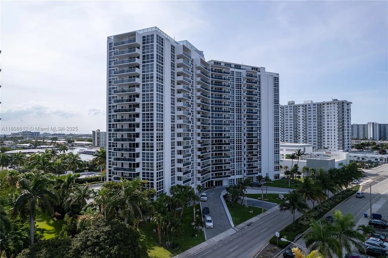 2841 N Ocean Blvd Apt 1105