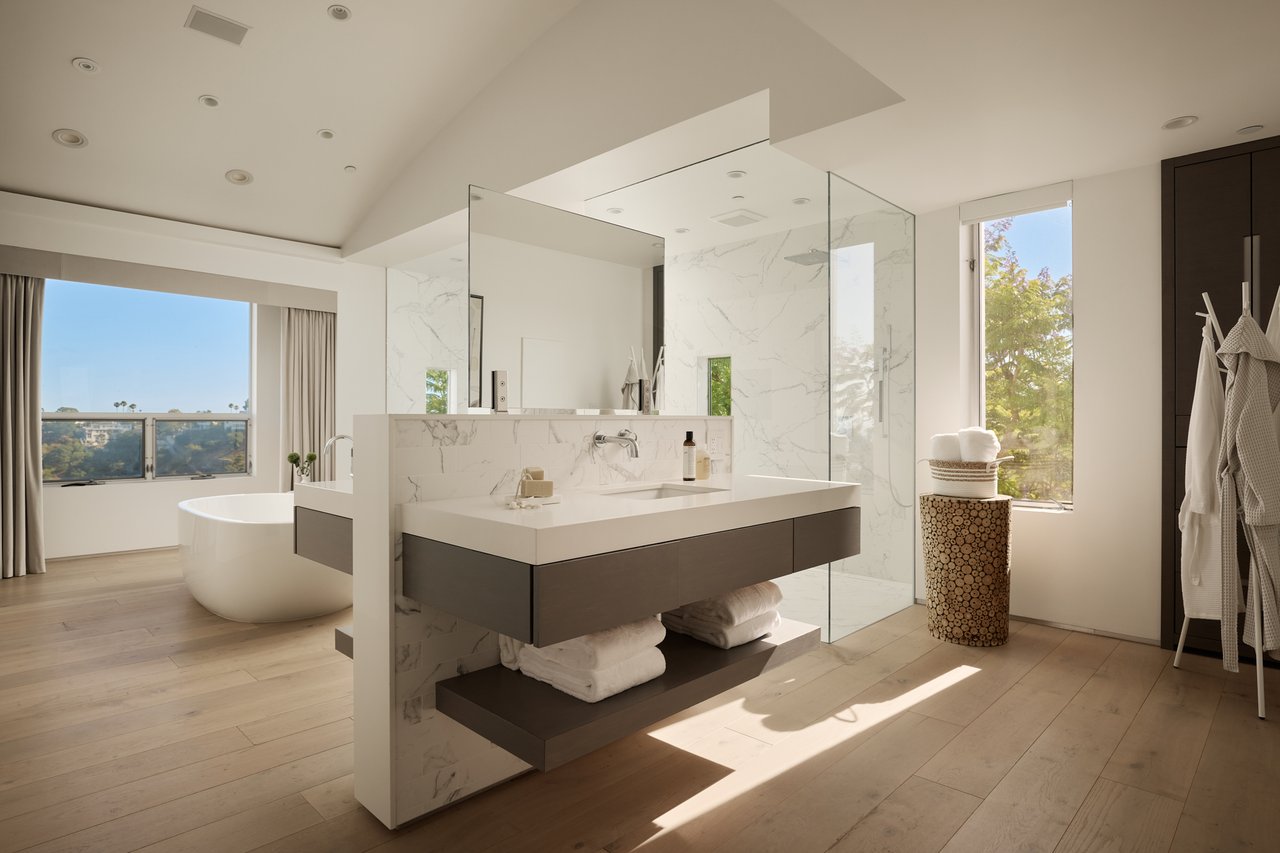 2750 Cardwell Pl, Hollywood Hills