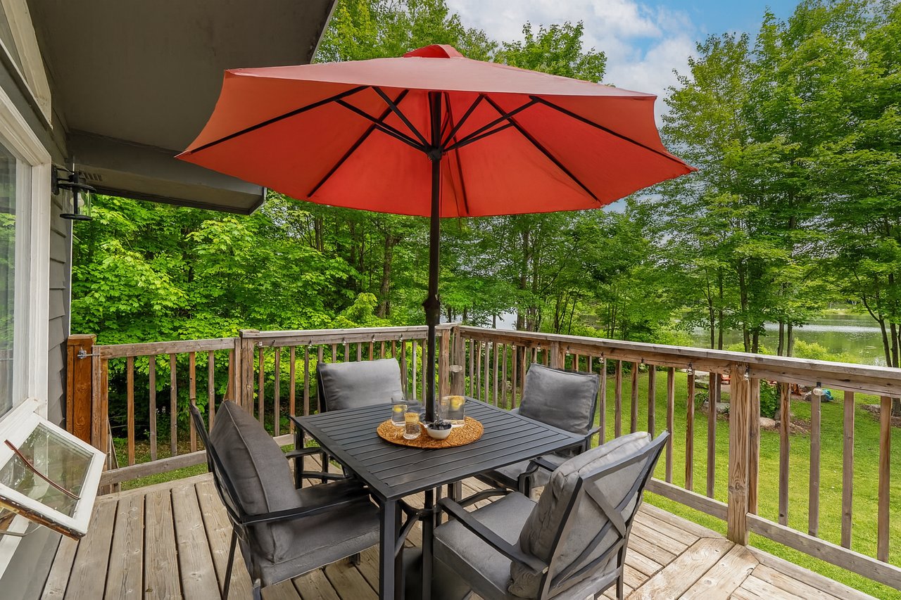 Cash Flow Lakeside Cottage