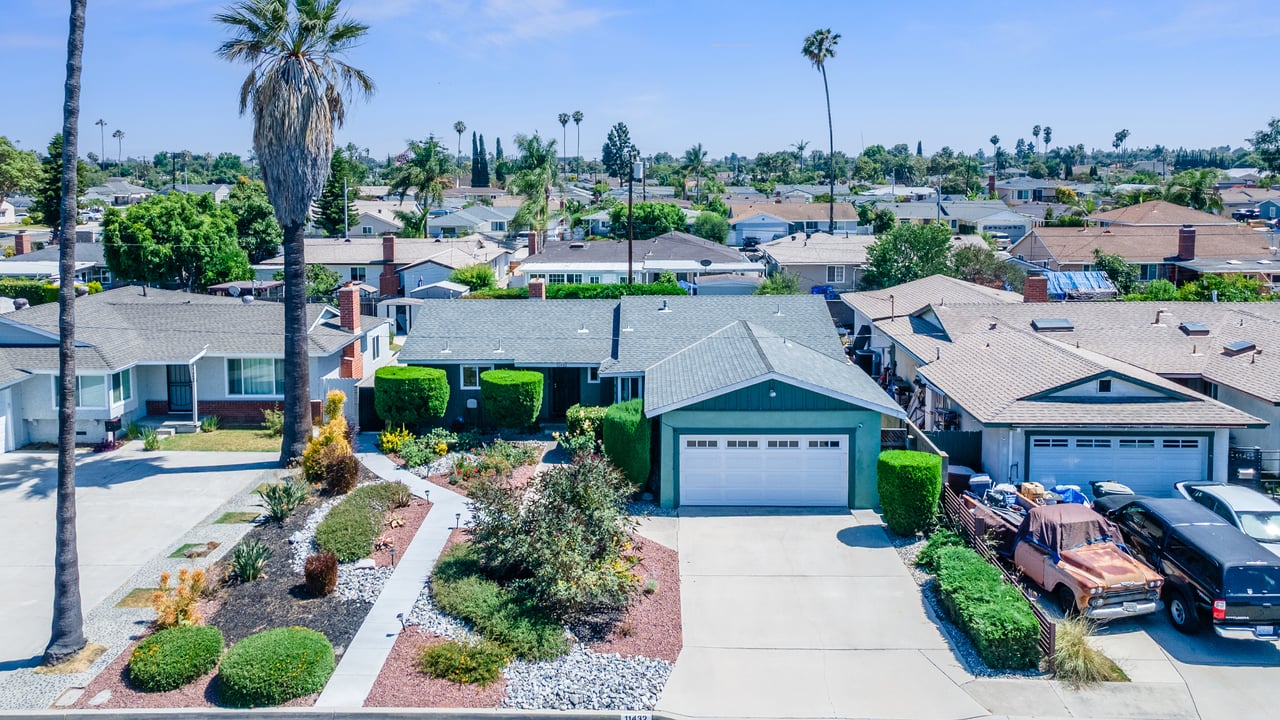 Effortless Comfort in Garden Grove