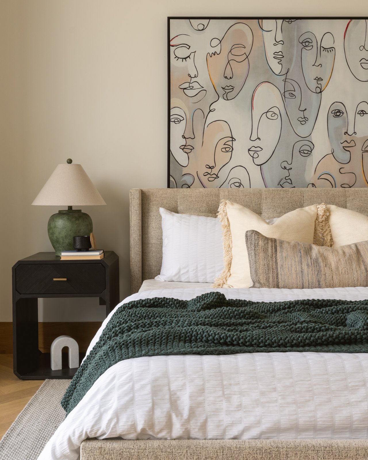 SPANISH OAKS ORGANIC MODERN