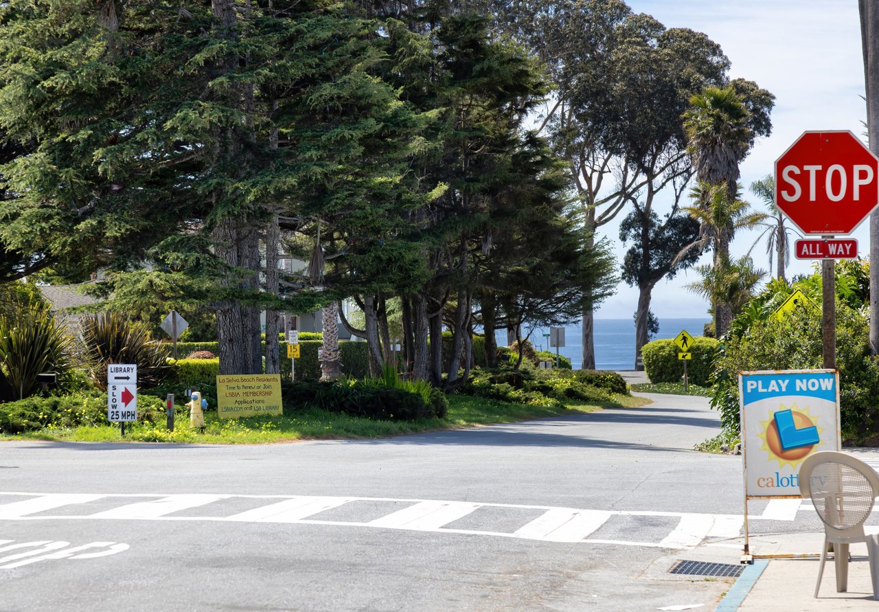 Honey Hill - 365 Race Horse Ln