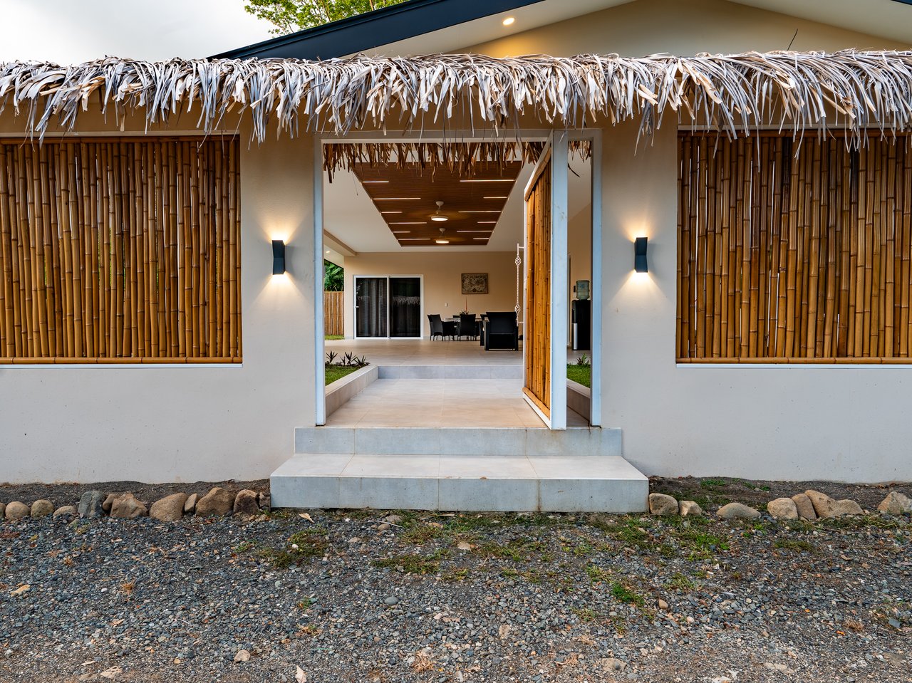 Refined Tropical Home in Uvita, Costa Rica | Walk to Beach & Parque Nacional Marino Ballena