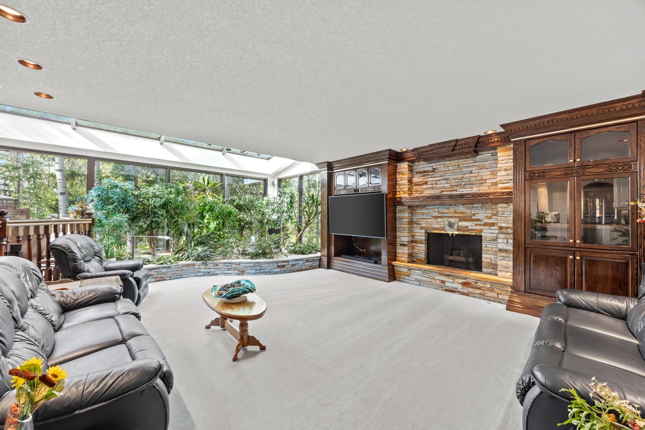 7 Biggar Heights Bay