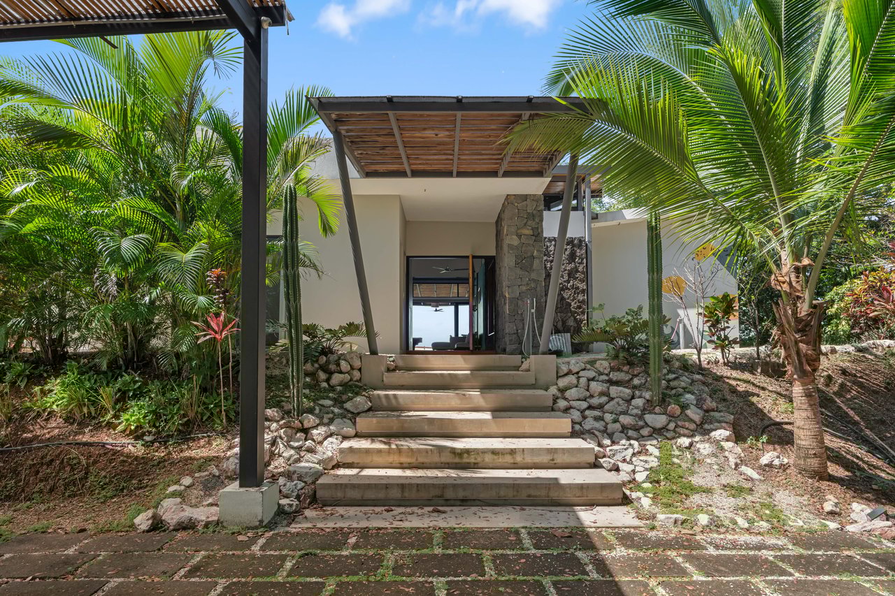 Casa Siempre Surfeando | Ocean Views + 1.45 Acres