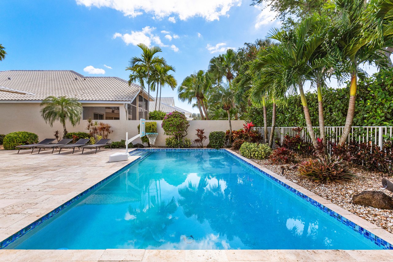 17371 Bridleway Trail