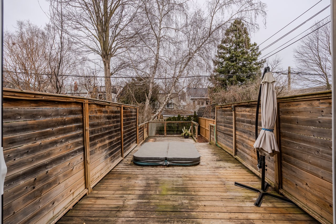 27 Herbert Ave