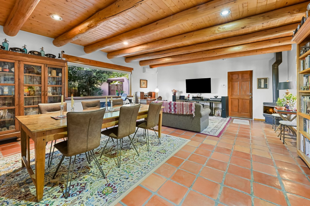 1456 Santa Cruz Road