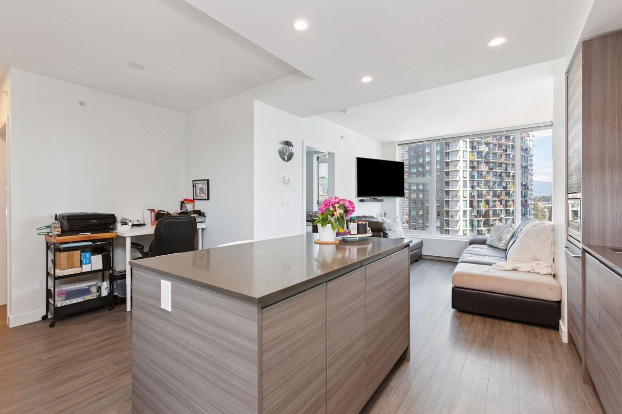 13655 Fraser Hwy, #1209