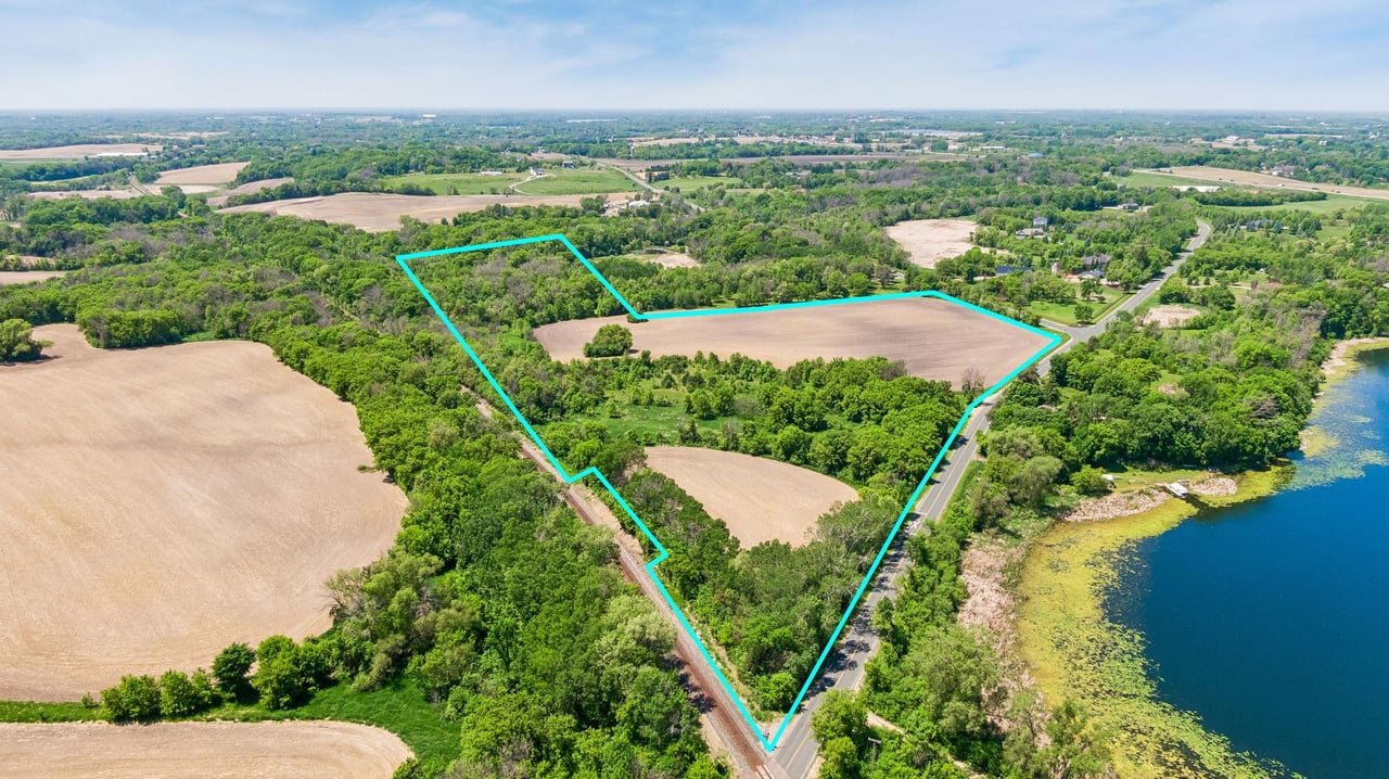 3305 Pioneer Trail, Medina