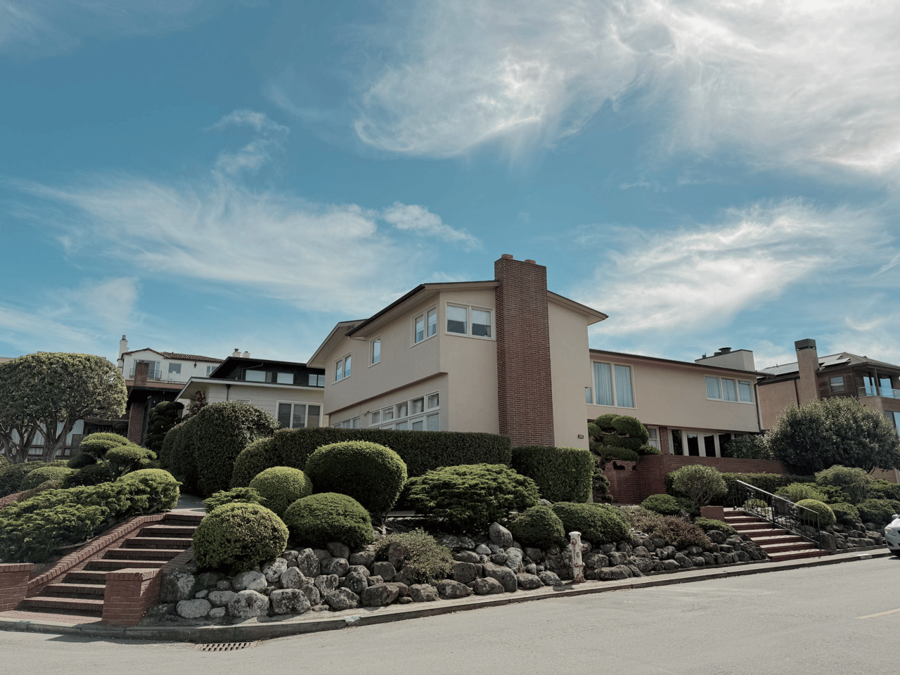201 Sea Cliff Avenue