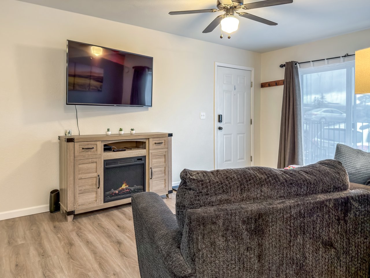 1645 Merman Condo C204