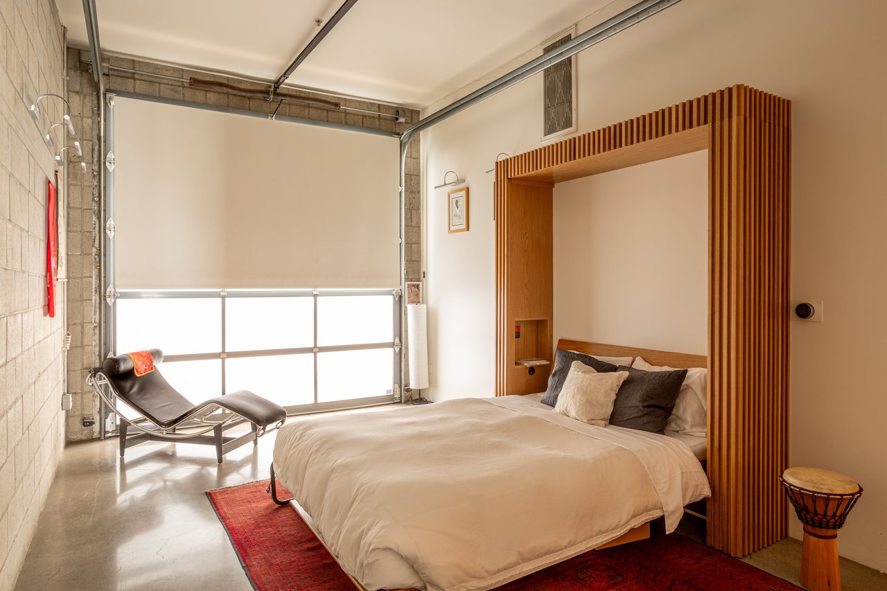 1534 17th St Unit: 105, Santa Monica