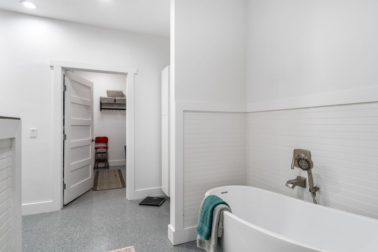 Amazing Opportunity on HWY 290 in Dripping Springs
