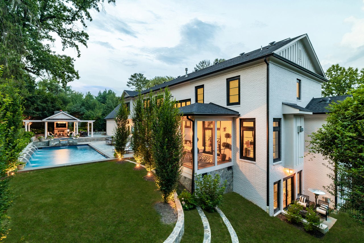 McLean, VA