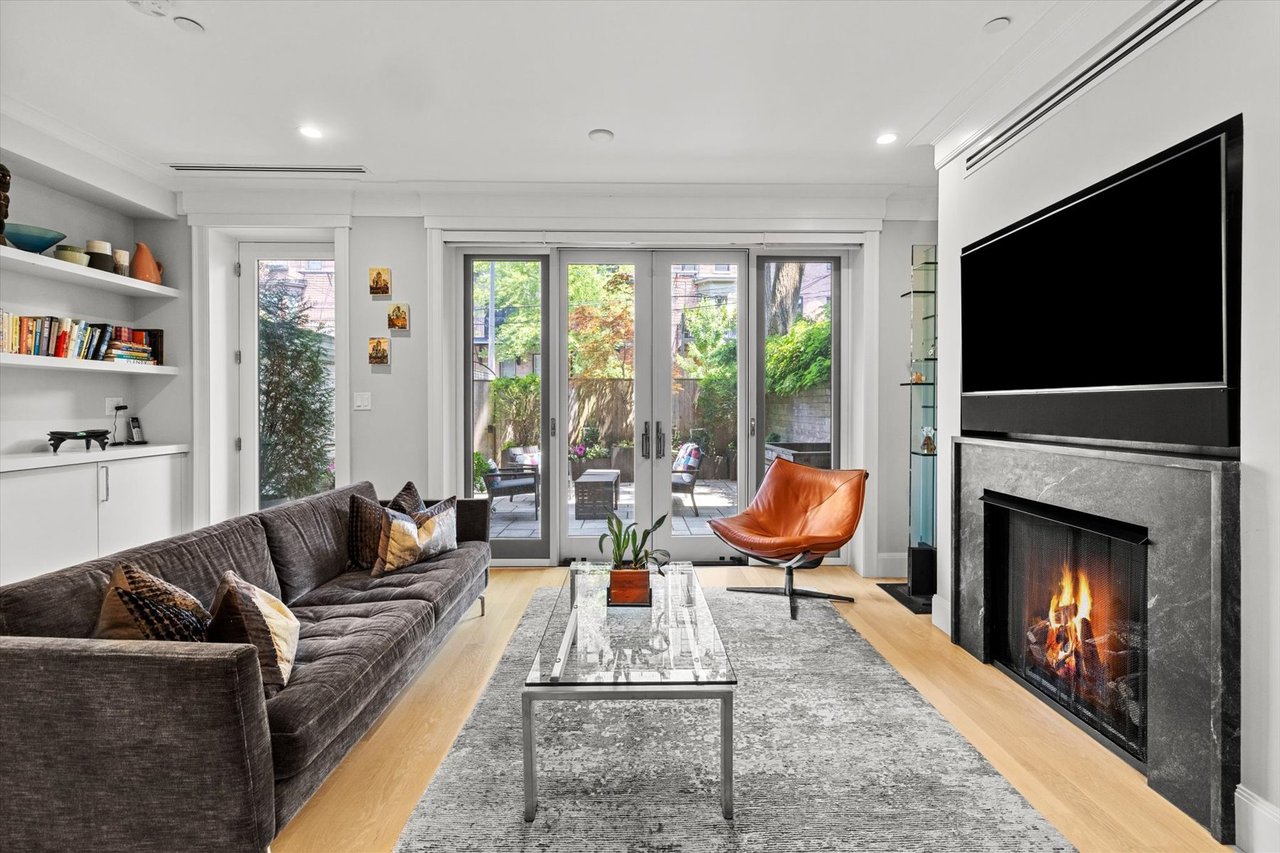 11 Claremont Park, Unit 1