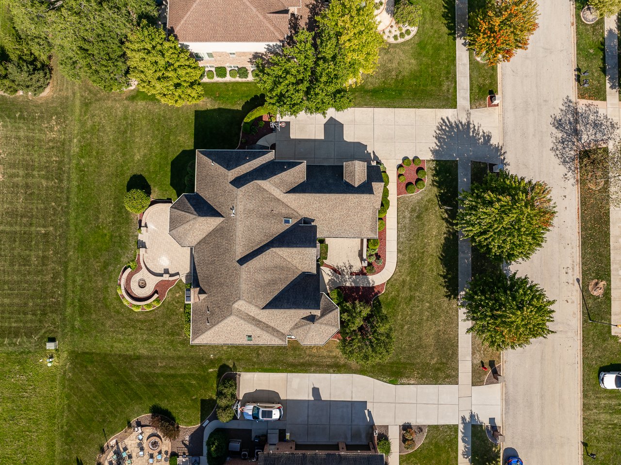8964 Port Washington Dr, Frankfort