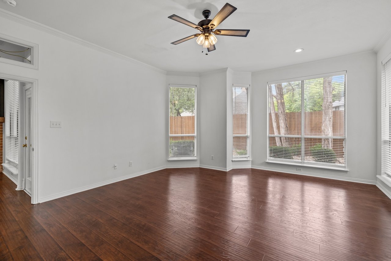 2 Treewood Court