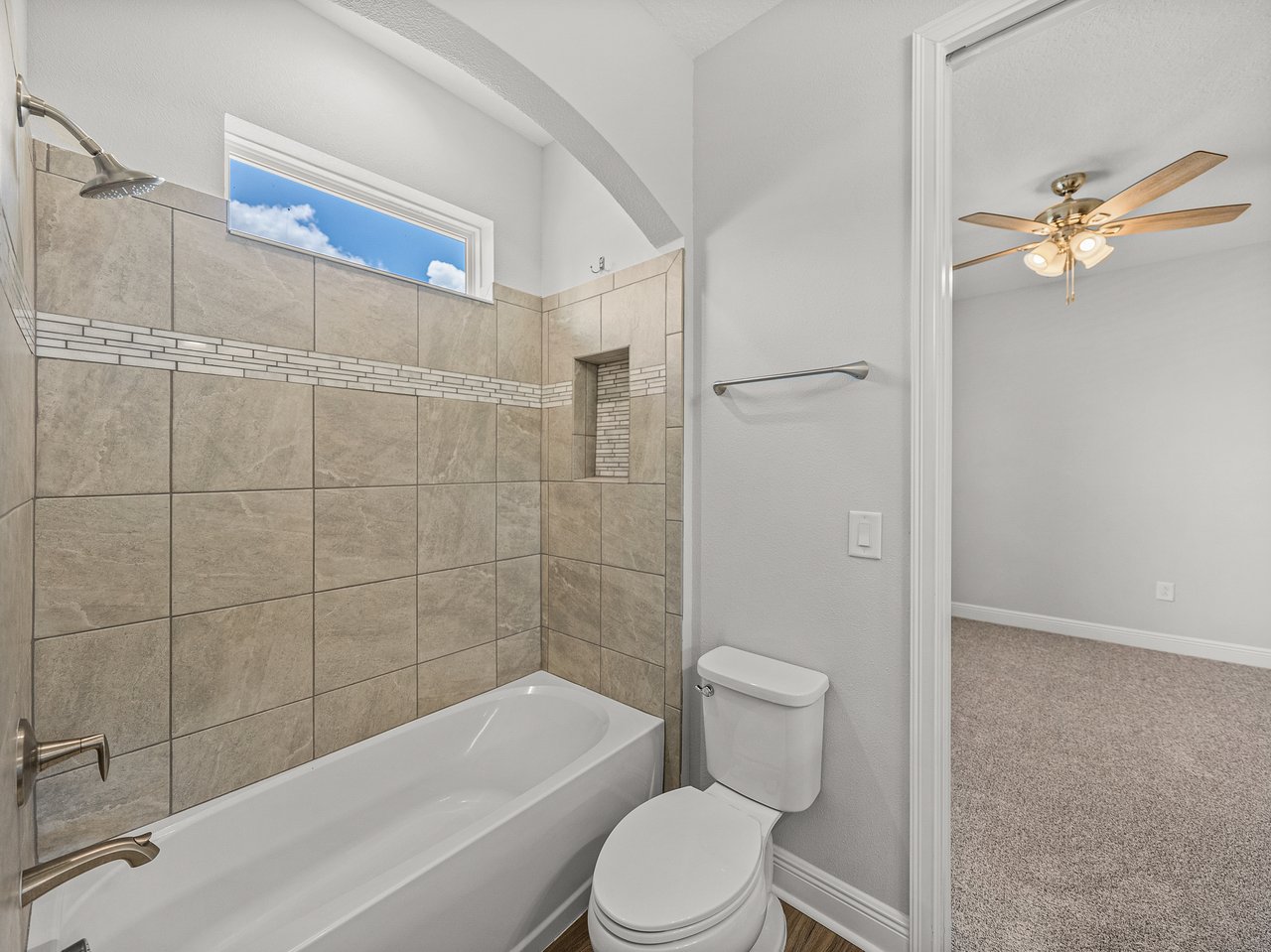 34411 SAHALEE LOOP