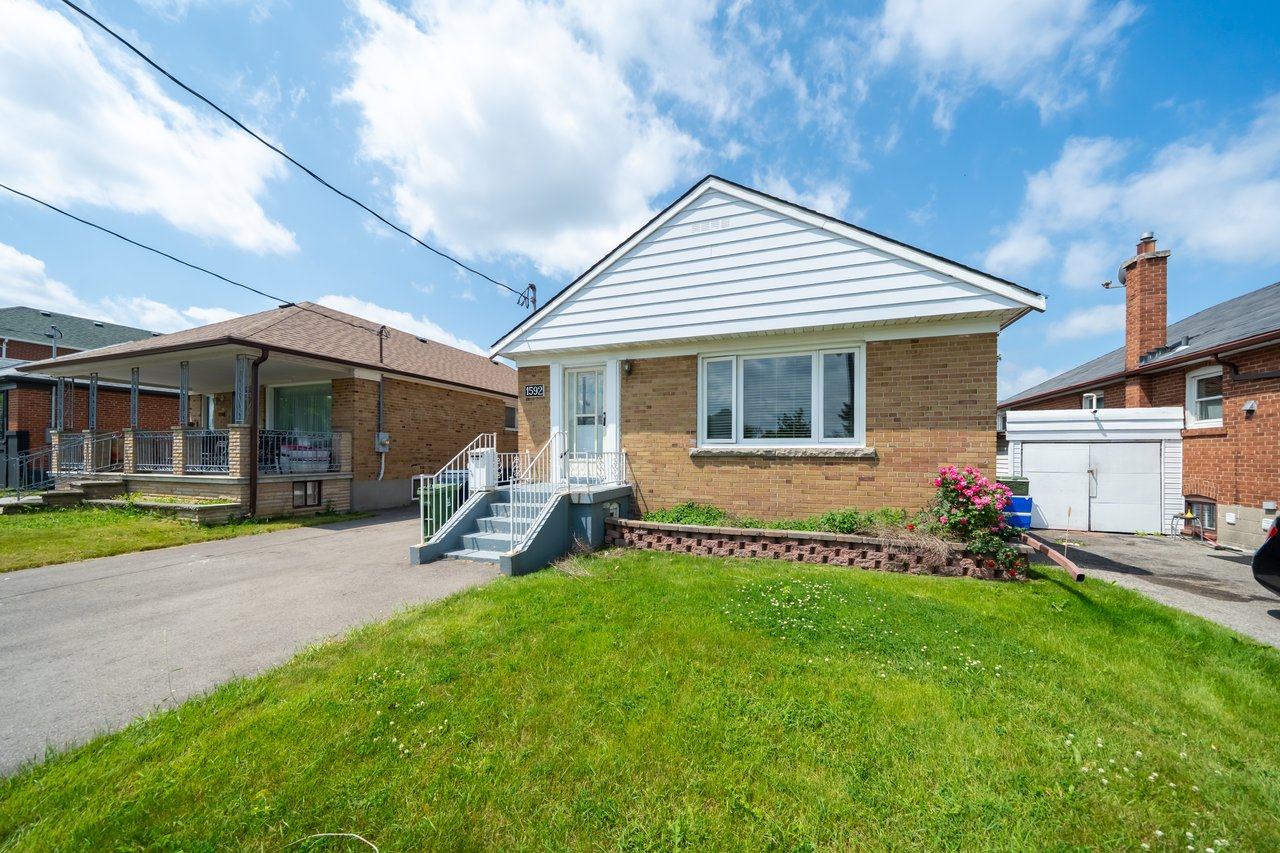 1592 Pharmacy Ave 