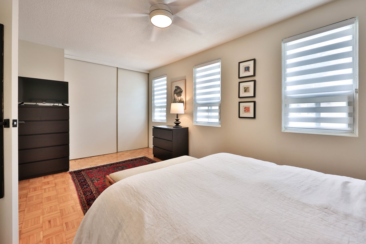 83-1055 Shawnmarr Road, Mississauga