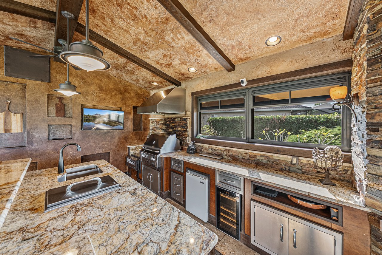 13247 THOROUGHBRED DR