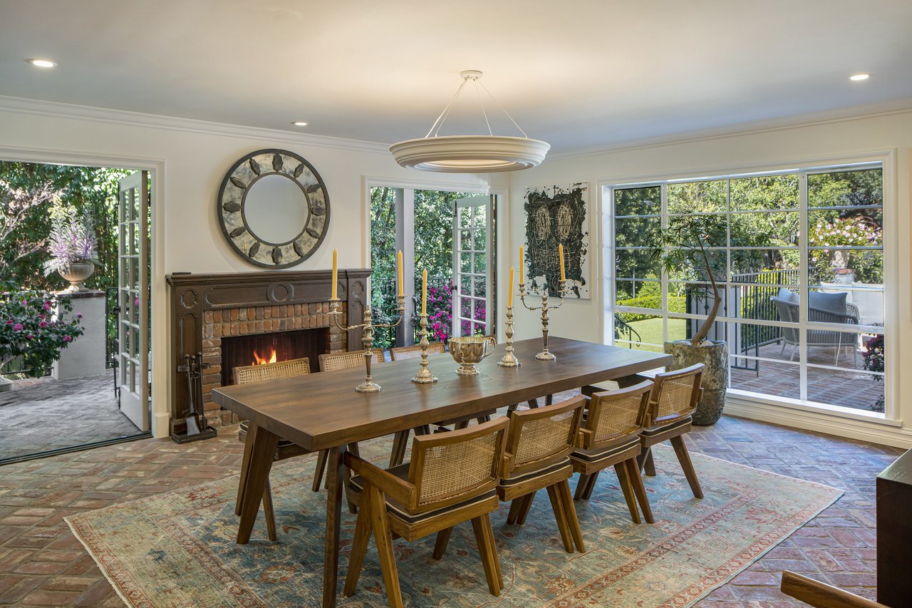 12047 Summit Cir, Beverly Hills