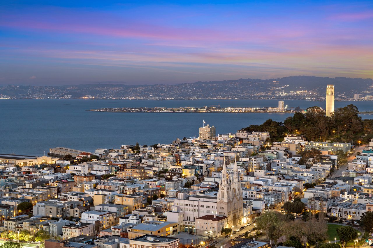 Seize The Bay… at 999 Green