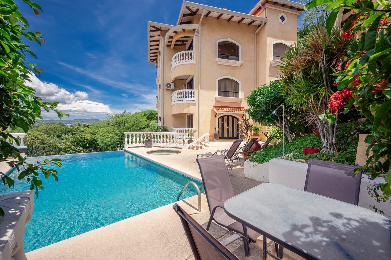 Flamingo Marina Real Penthouse 133 | Ocean-View Condo in Playa Flamingo