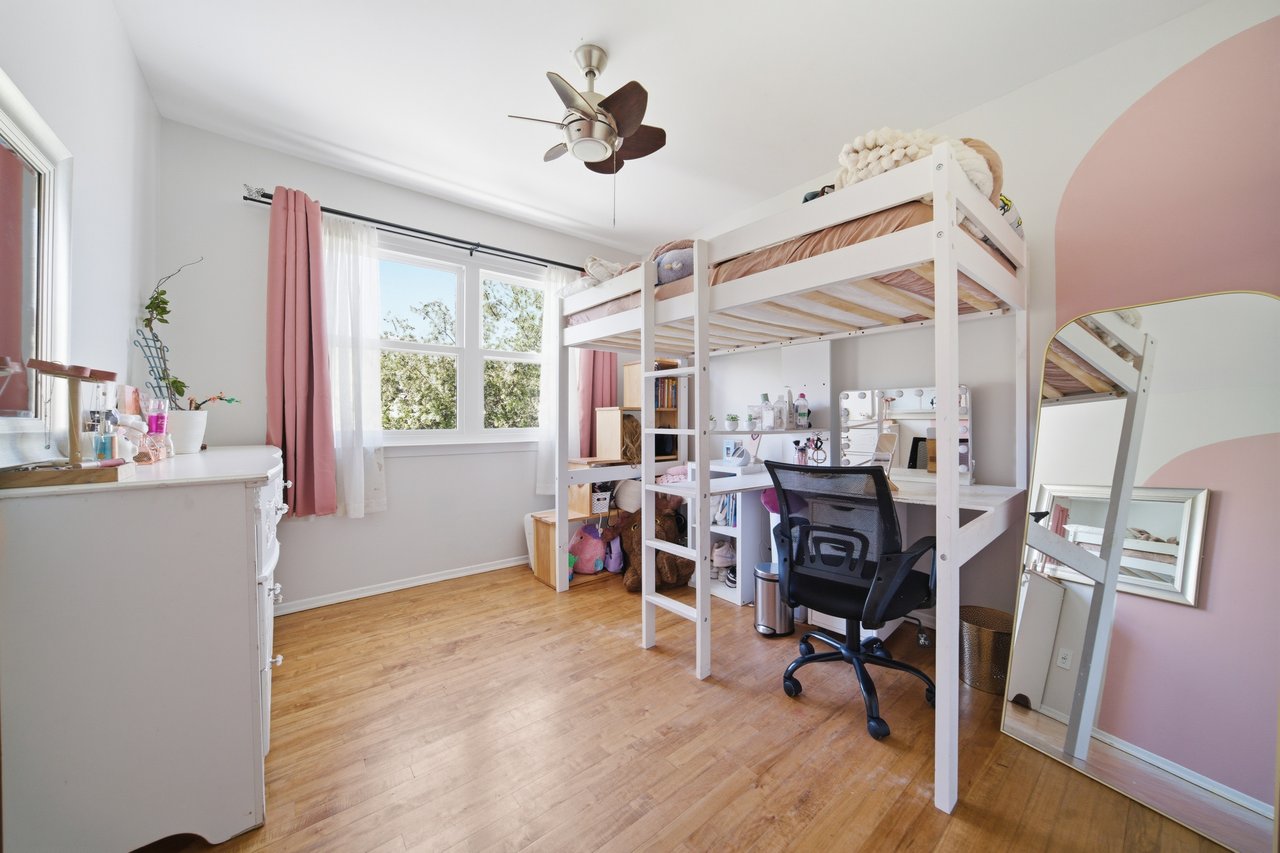 2401 Tudor Court
