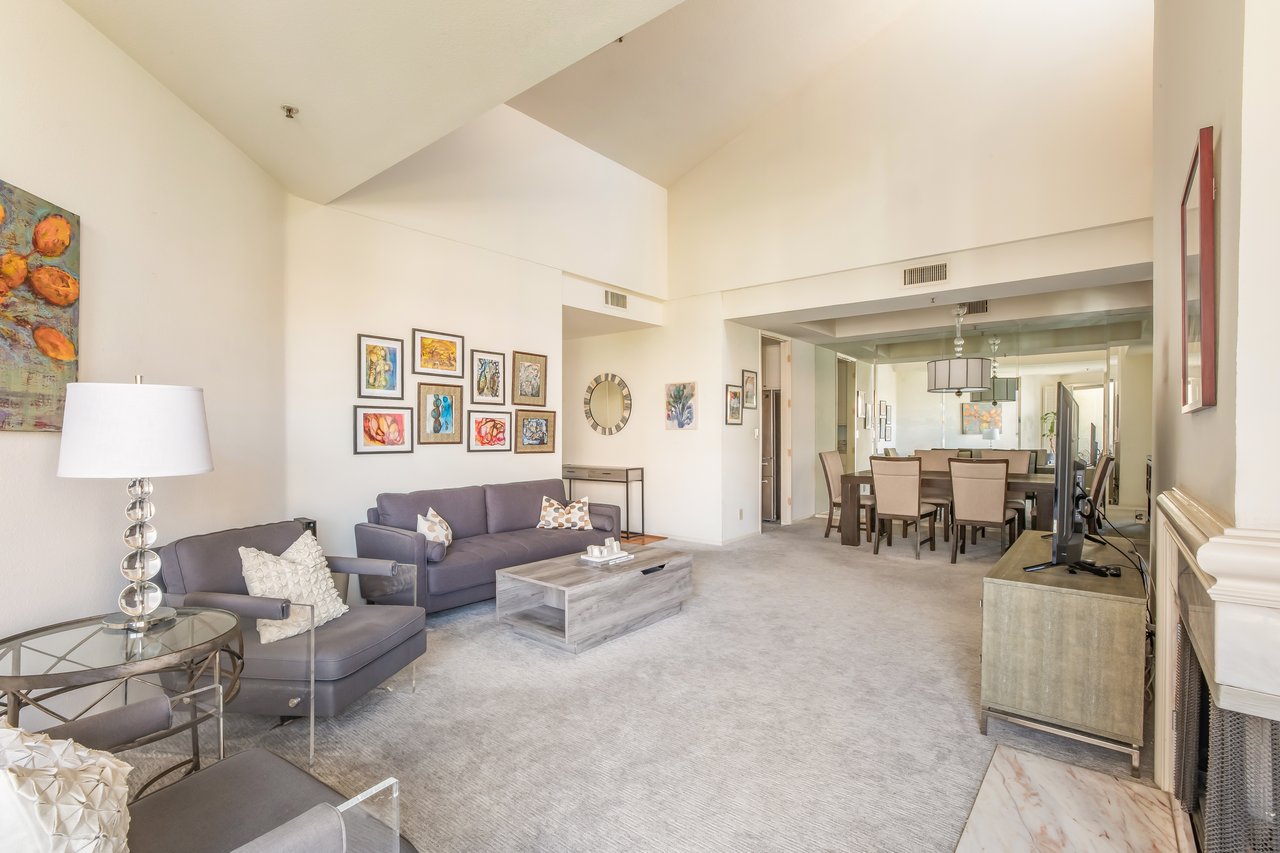 2131 Century Park Ln Unit: 402