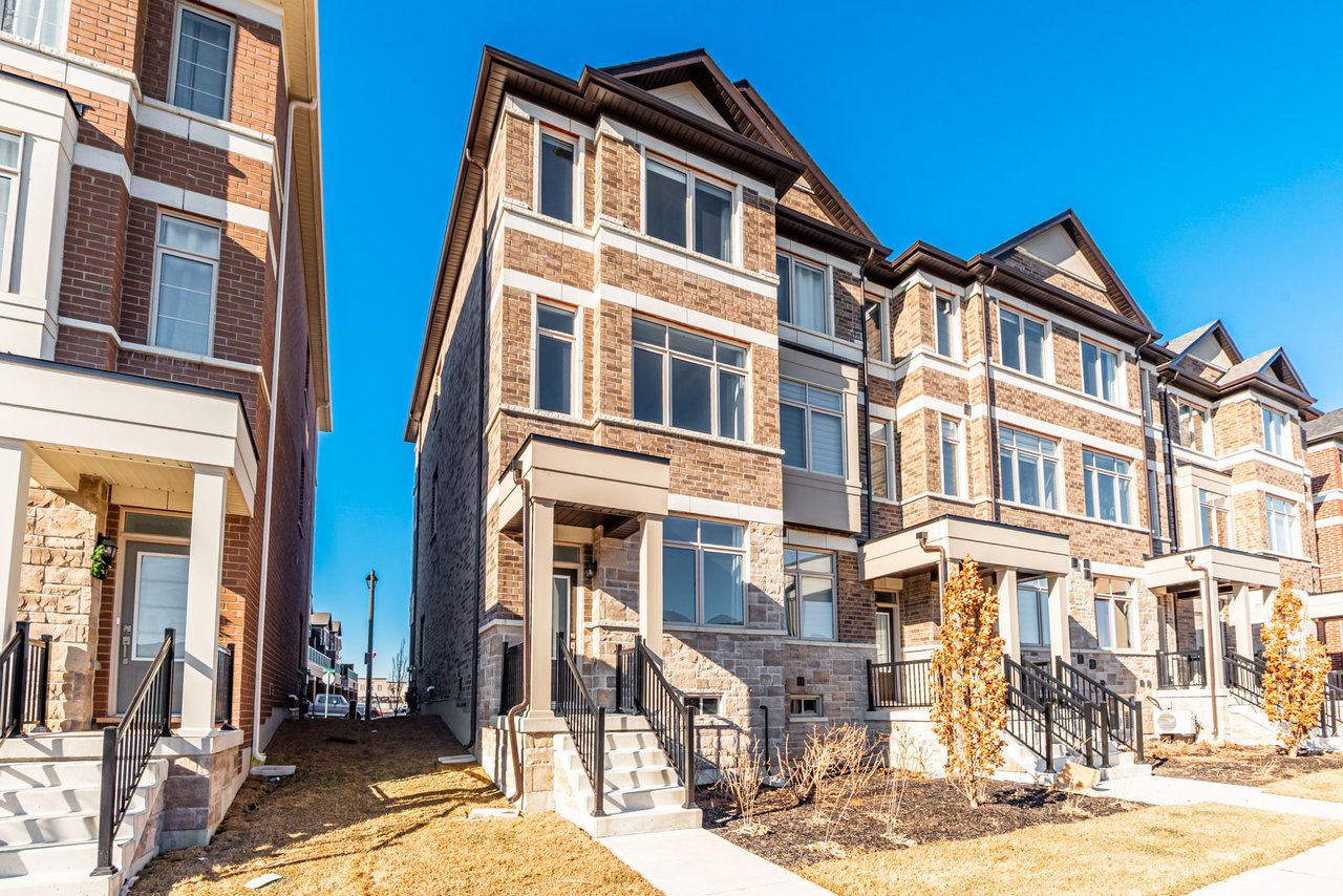 13 Carneros Way, Markham, ON