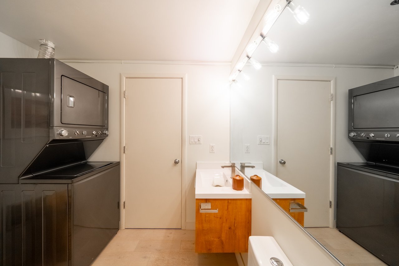 2301 Harrison St #203