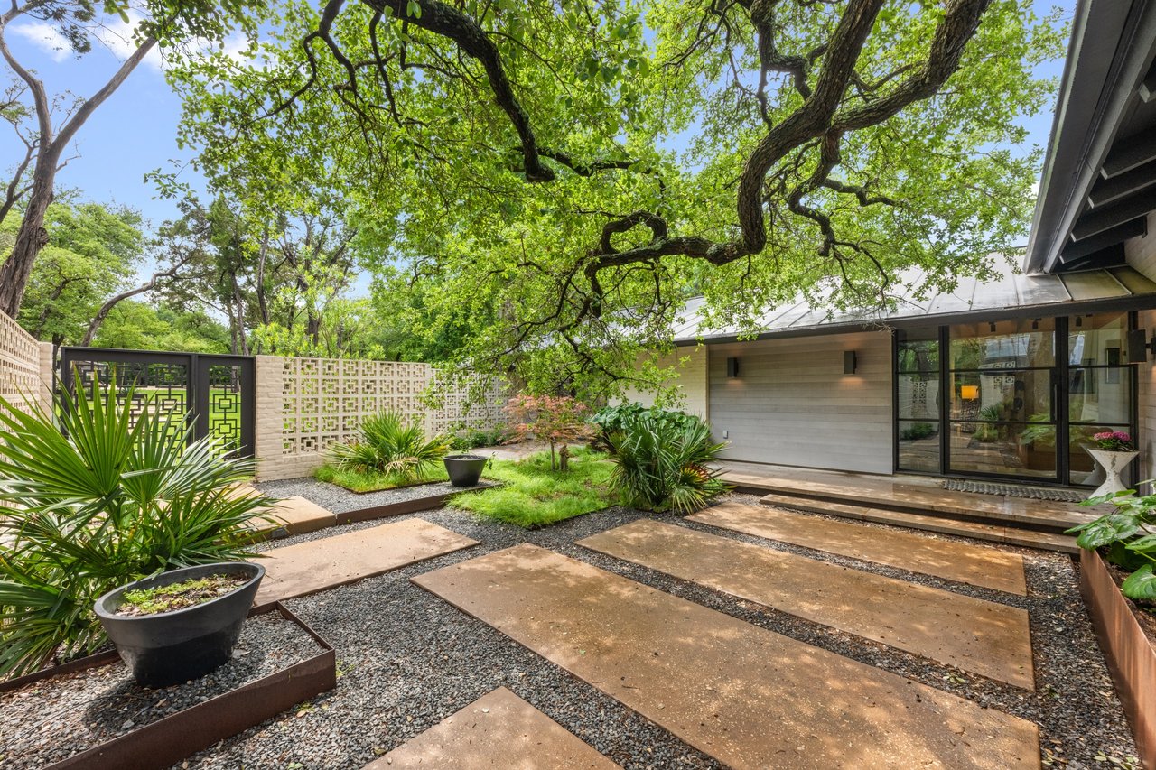 39 Sundown Parkway