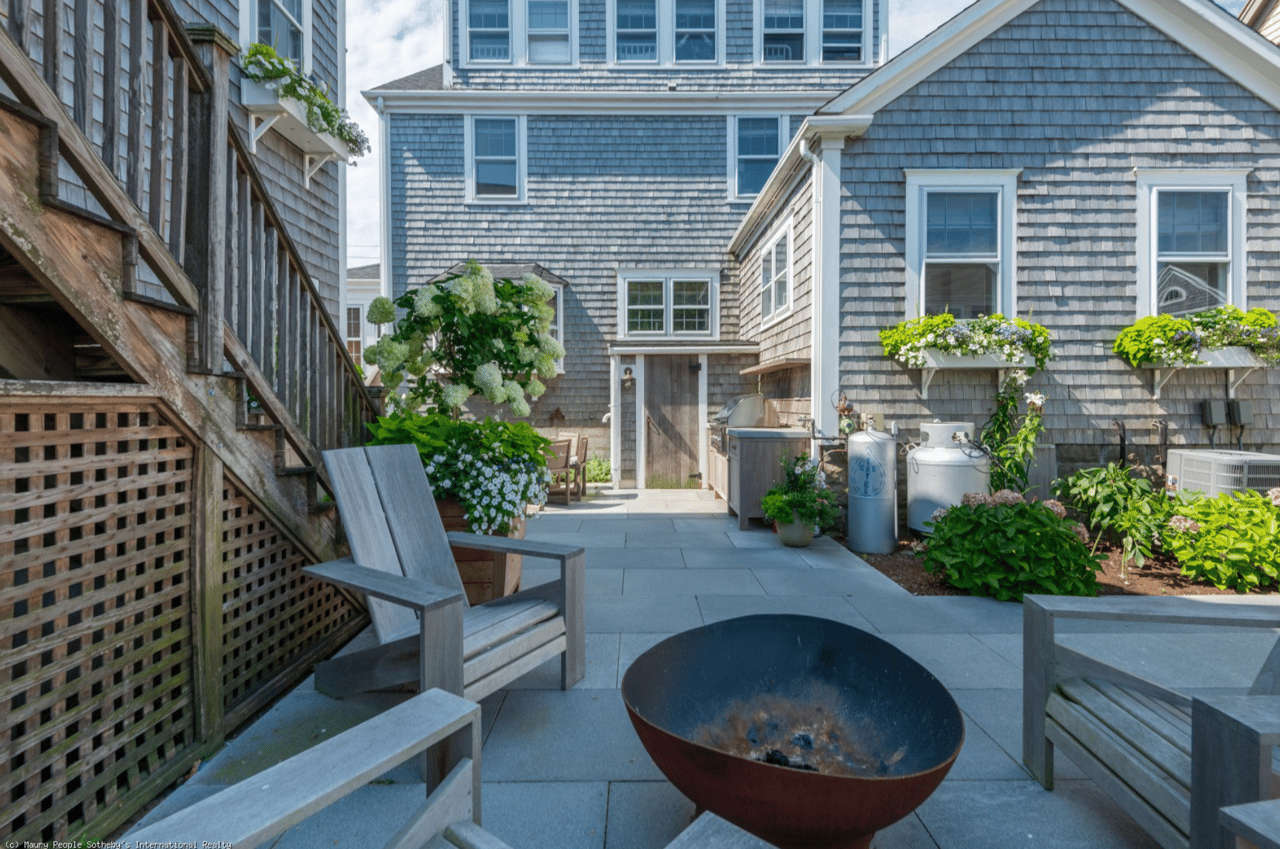 3 North Beach Street