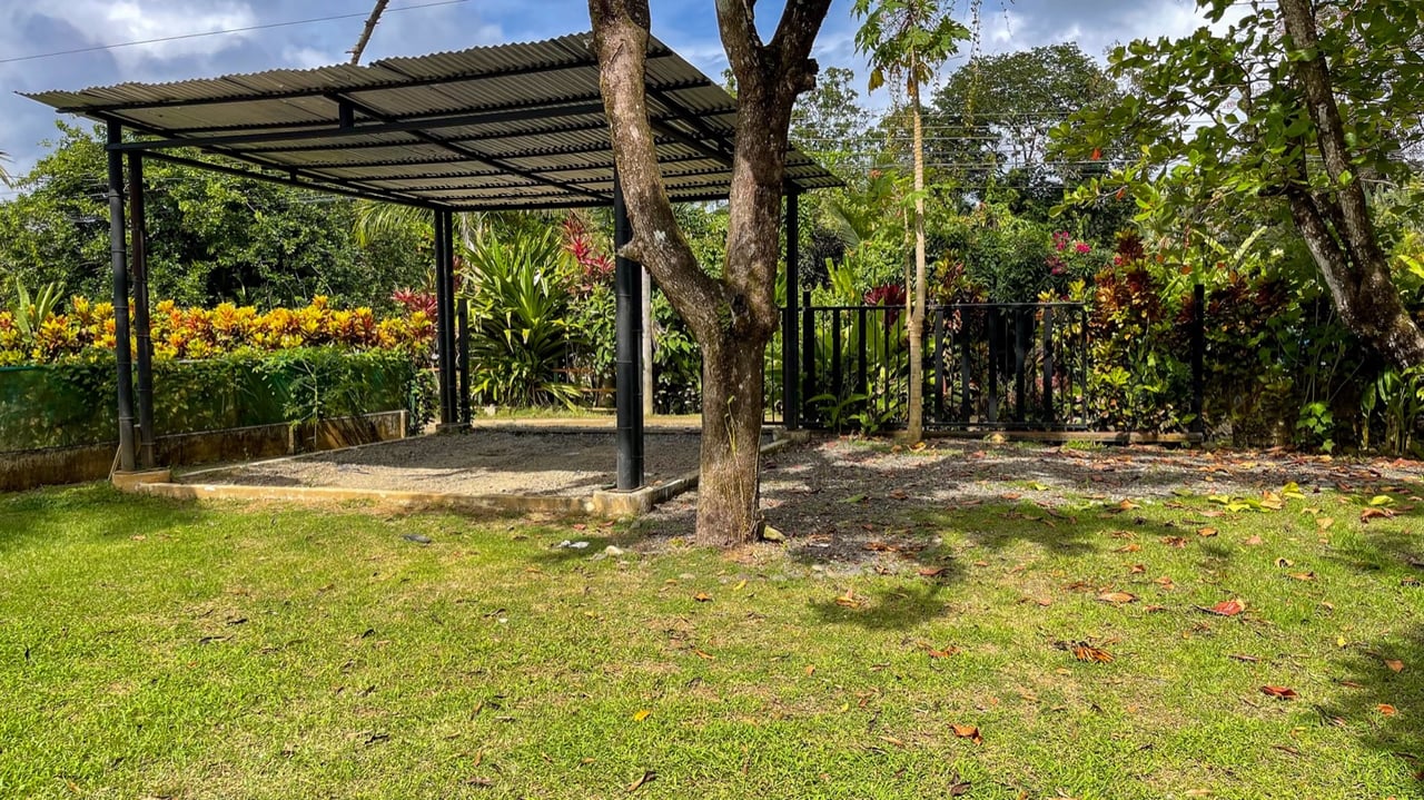 Prime Uvita Lot Near Marino Ballena – 0.30 Acres, Dual Access, Build Multiple Units