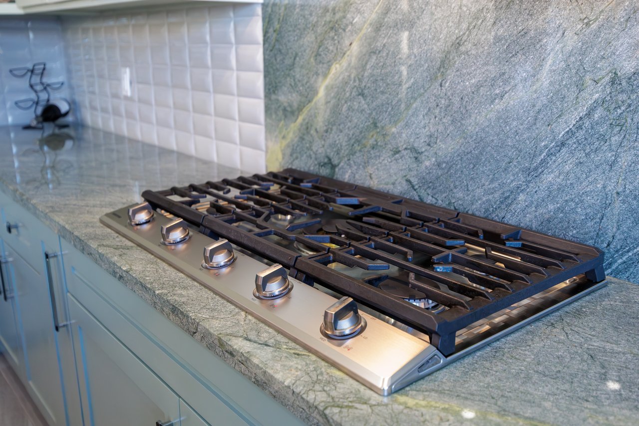 Lawson Rock at Its Finest Lot 30